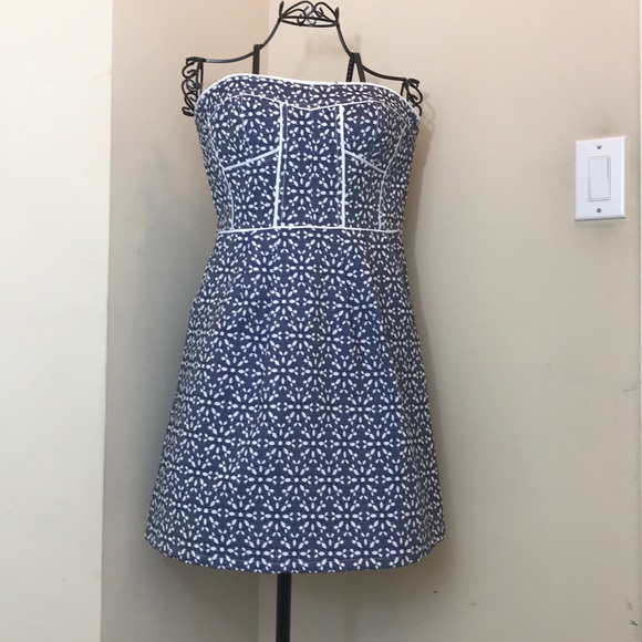 NWT Under Skies Strapless Blue & White Dress - Picture 1 of 13